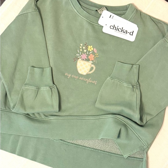 Cropped Chicka-d spring flowers crewneck size small - Picture 3 of 5